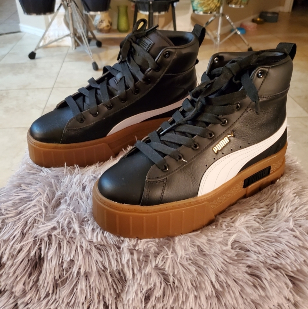 *SOLD* Puma Mayze Mid Platform Sneakers